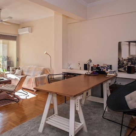 2 Bedroom Apartment At The Historical Center, View To Acropolis Athènes Extérieur photo