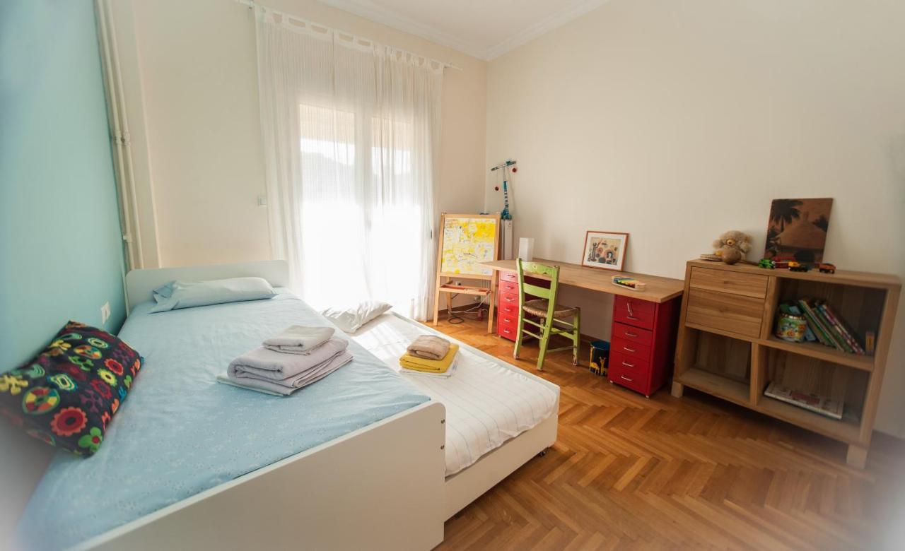 2 Bedroom Apartment At The Historical Center, View To Acropolis Athènes Extérieur photo